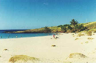 isladepascua-playa.jpg (25196 bytes)